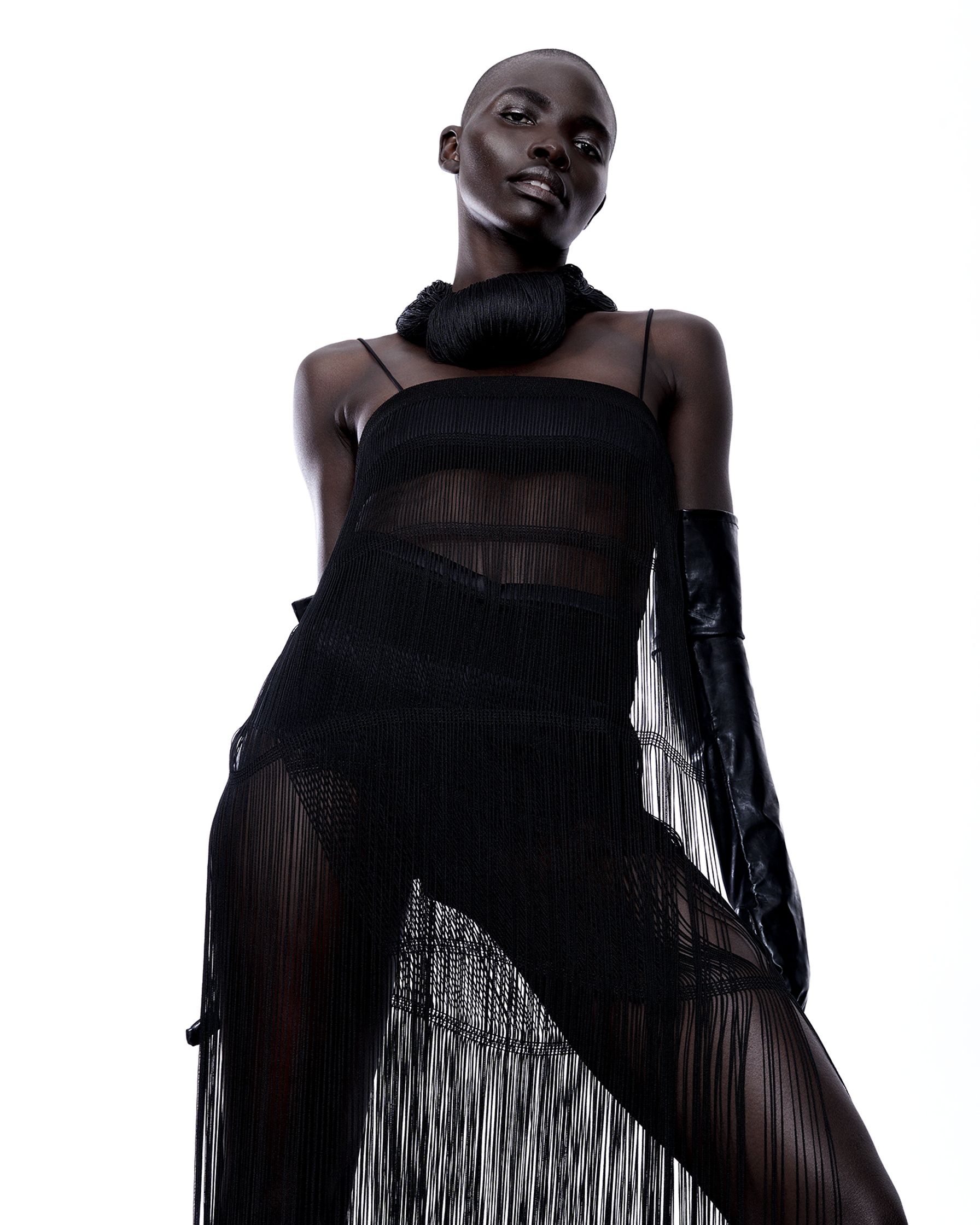 a woman in a black dress posing for a photo shoot, Beauty and Fashion Shoot in Hamburg, Germany with Beauty Photographer Christin Snyders I Models Sal AWA Models and Berrit Model Management I Hair and Make Up Katharina Feske Close up Agency I Styling Anna Milena Balzer I Fotostudio Neuraum