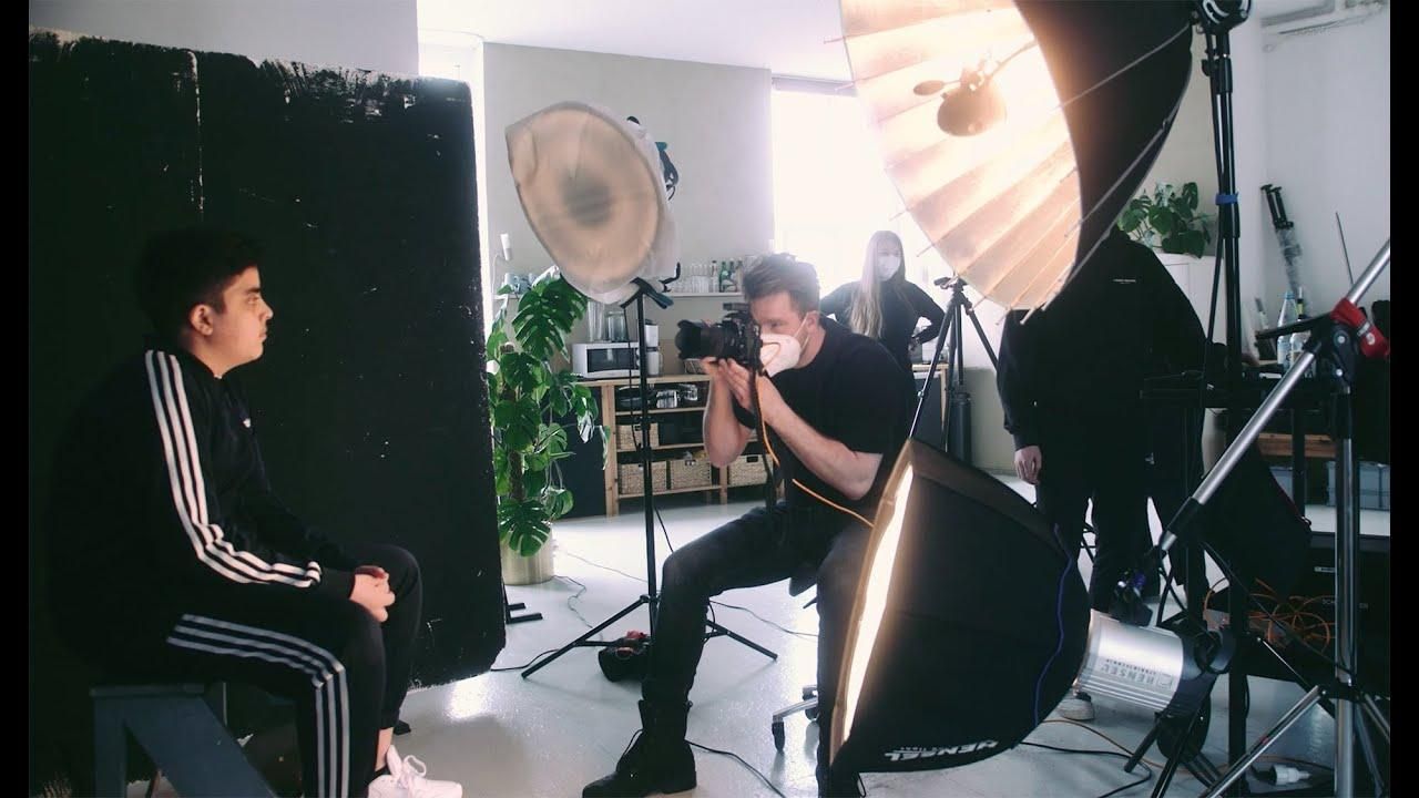📸 Robert at work 