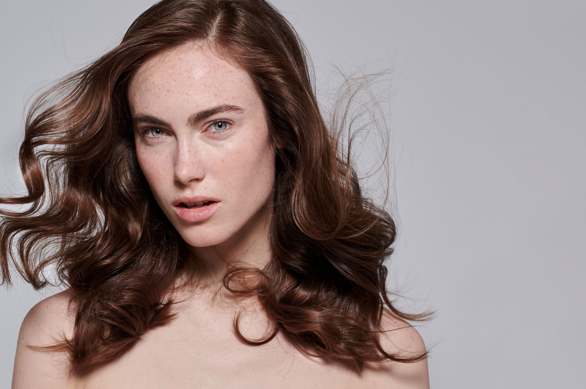 Neutral raw conversion of the model in Capture One Pro